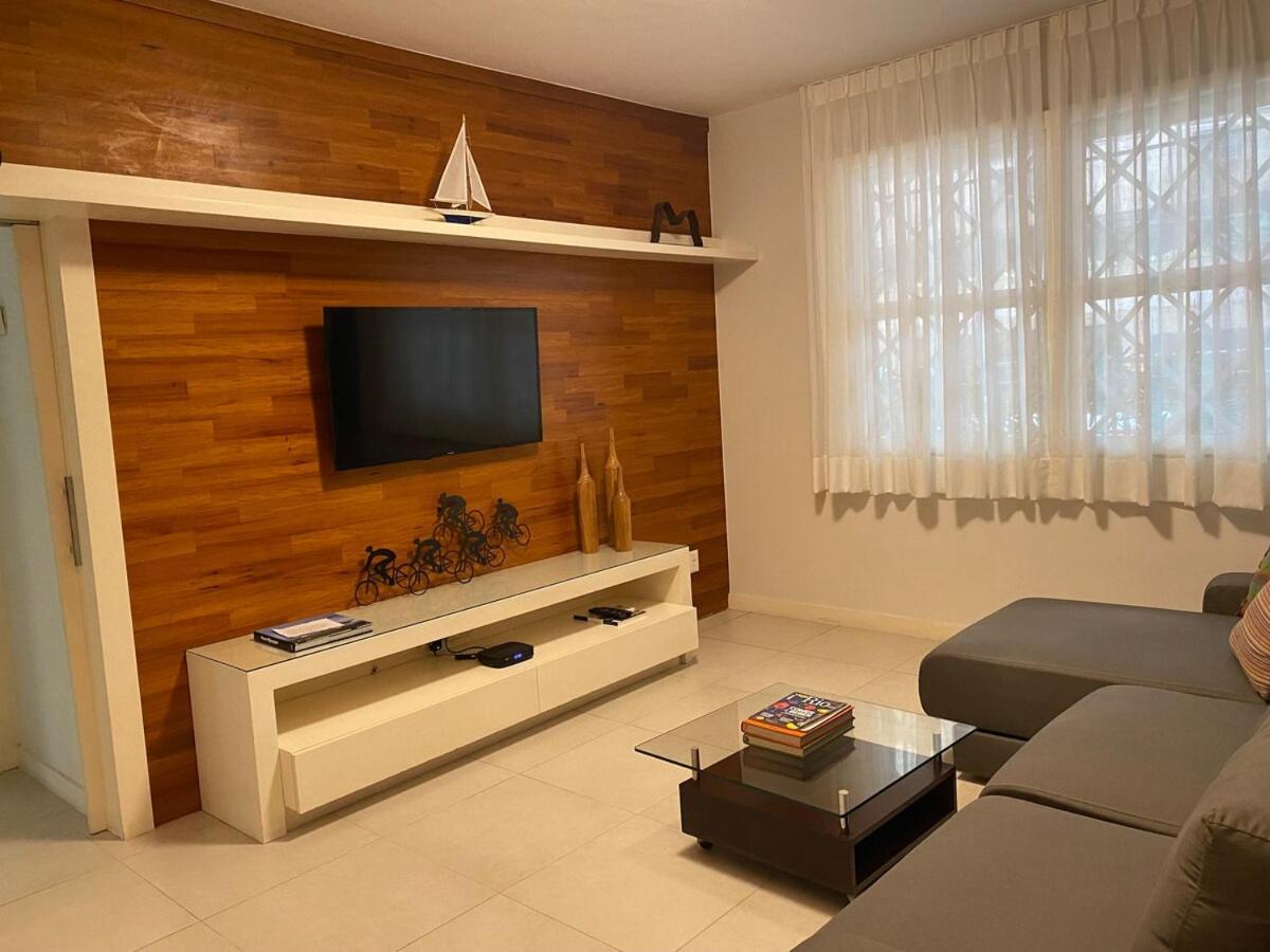 Apartamento Leblon Raridade Na Quadra Da Com Garagem E Jardim De Inverno