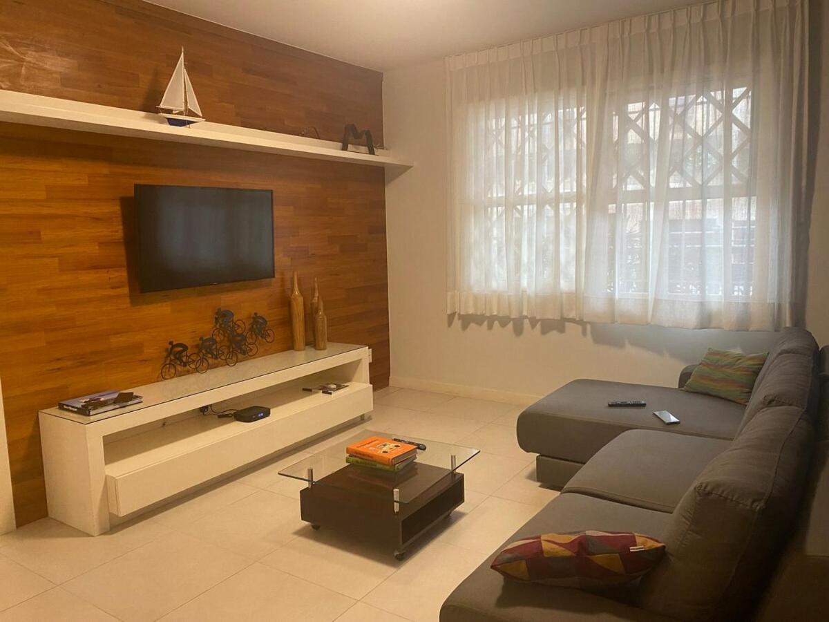 Leblon Raridade Na Quadra Da Com Garagem E Jardim De Inverno Apartment Rio de Janeiro